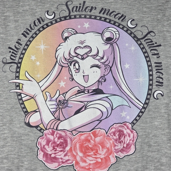 Sailor Moon Grey & Pastel Roses T-Shirt Size XL - Picture 2 of 4